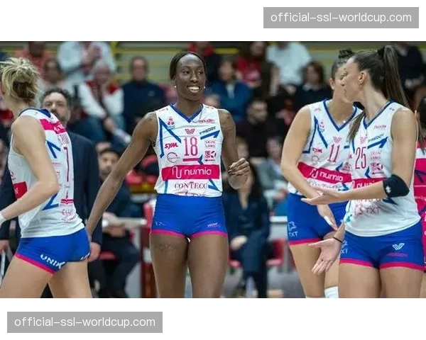 意甲女排联赛常规赛收官战,科内利亚诺与米兰上演冠军前哨战 意甲女排联赛常规赛收官战,科内利亚诺与米兰上演冠军前哨战